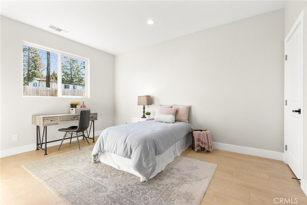 13912 W Park Drive. Magalia, CA 95954