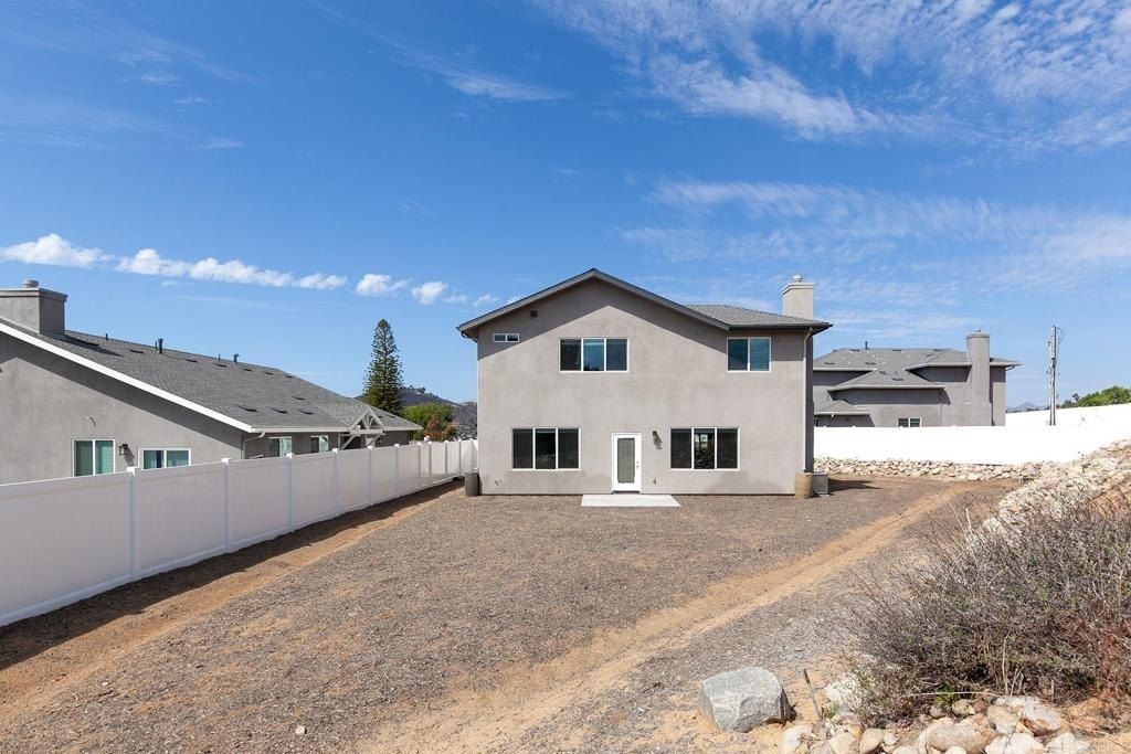 1625 Mauzy Way. El Cajon, CA 92021