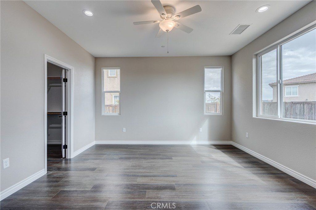 8507 Stockton Avenue. Hesperia, CA 92344