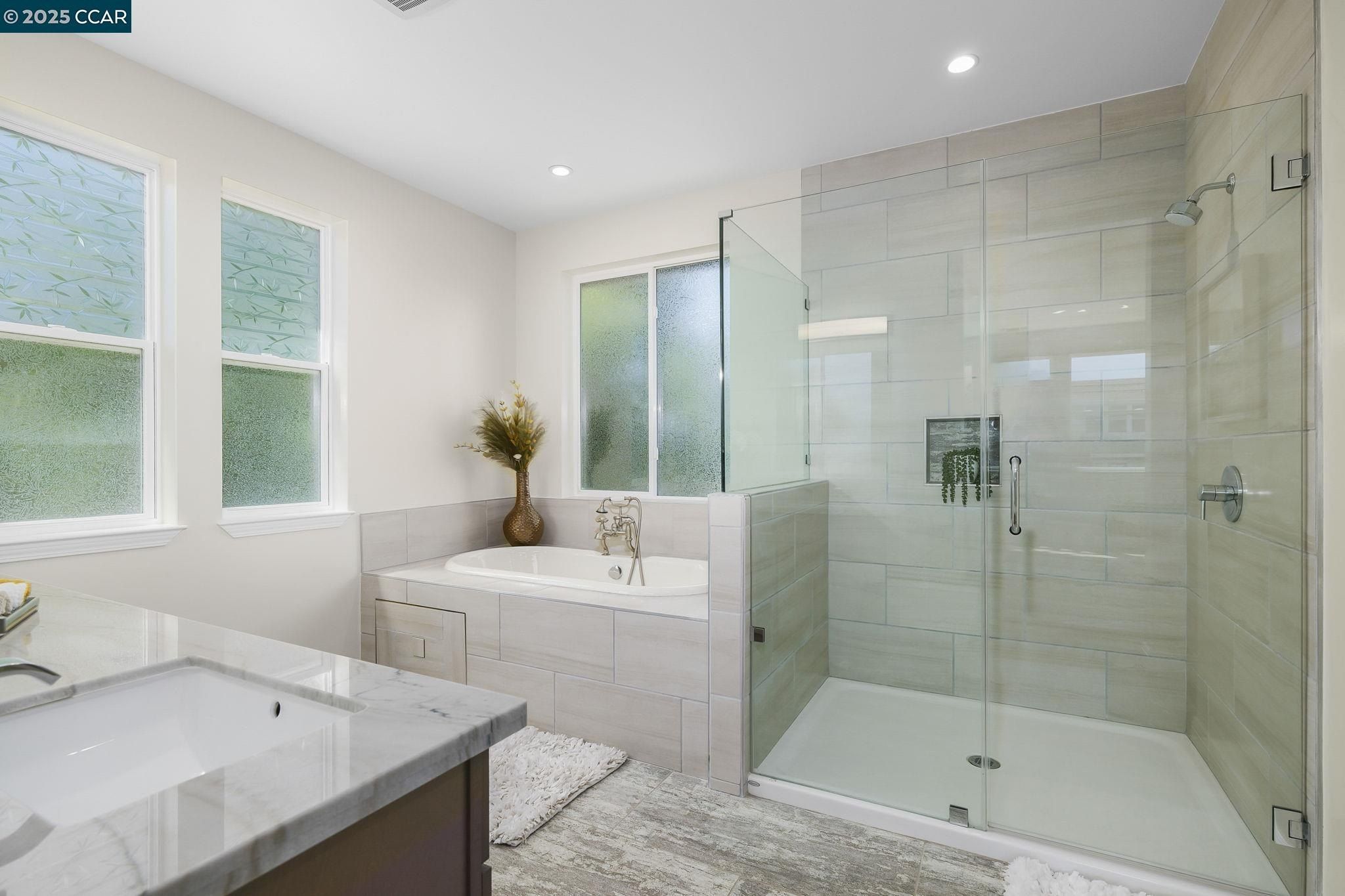 208 Valley View Pl. El Sobrante, CA 94803