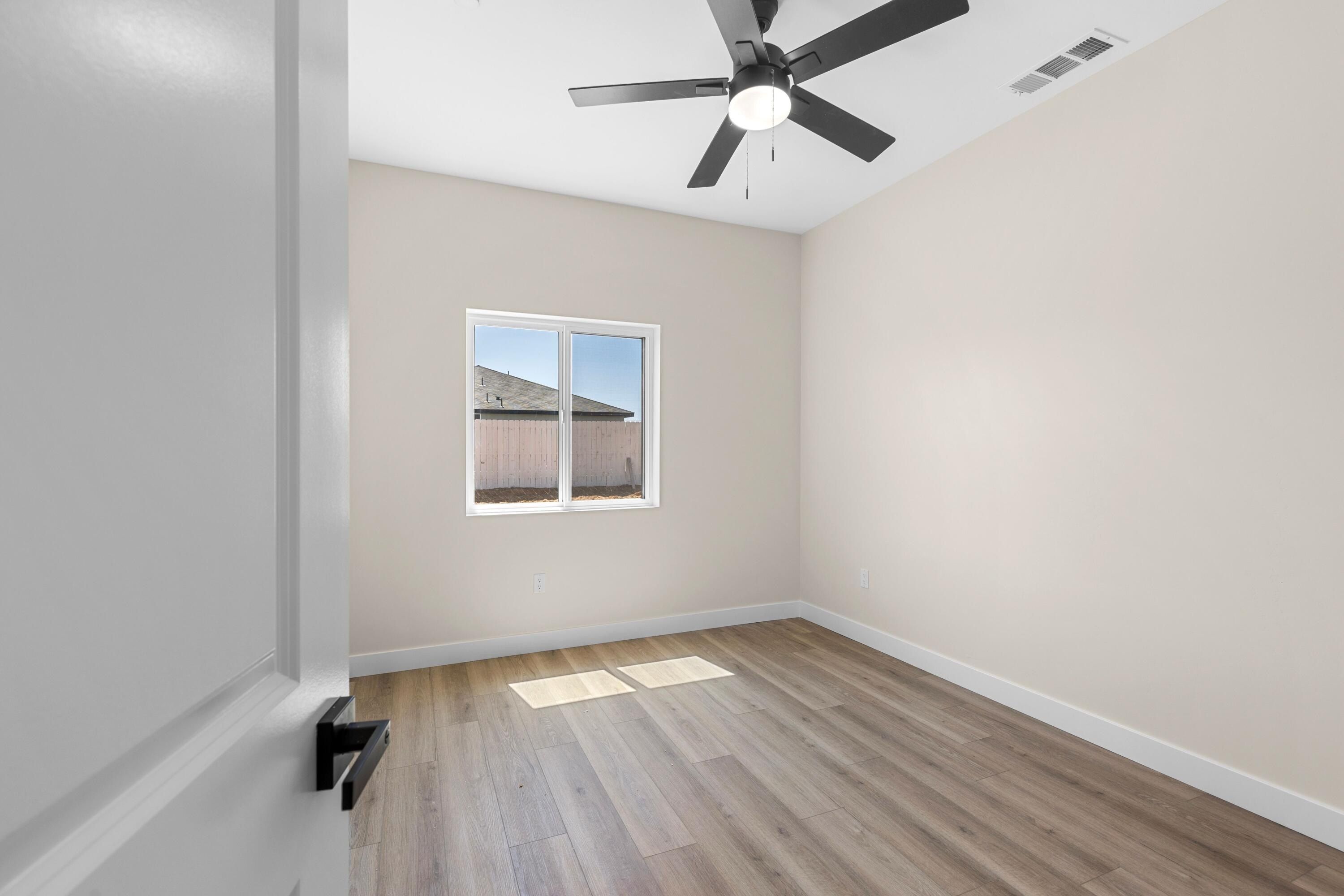 9112 Rea Avenue. California City, CA 93505