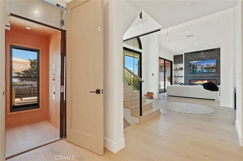 19031 Fowler Avenue. North Tustin, CA 92705