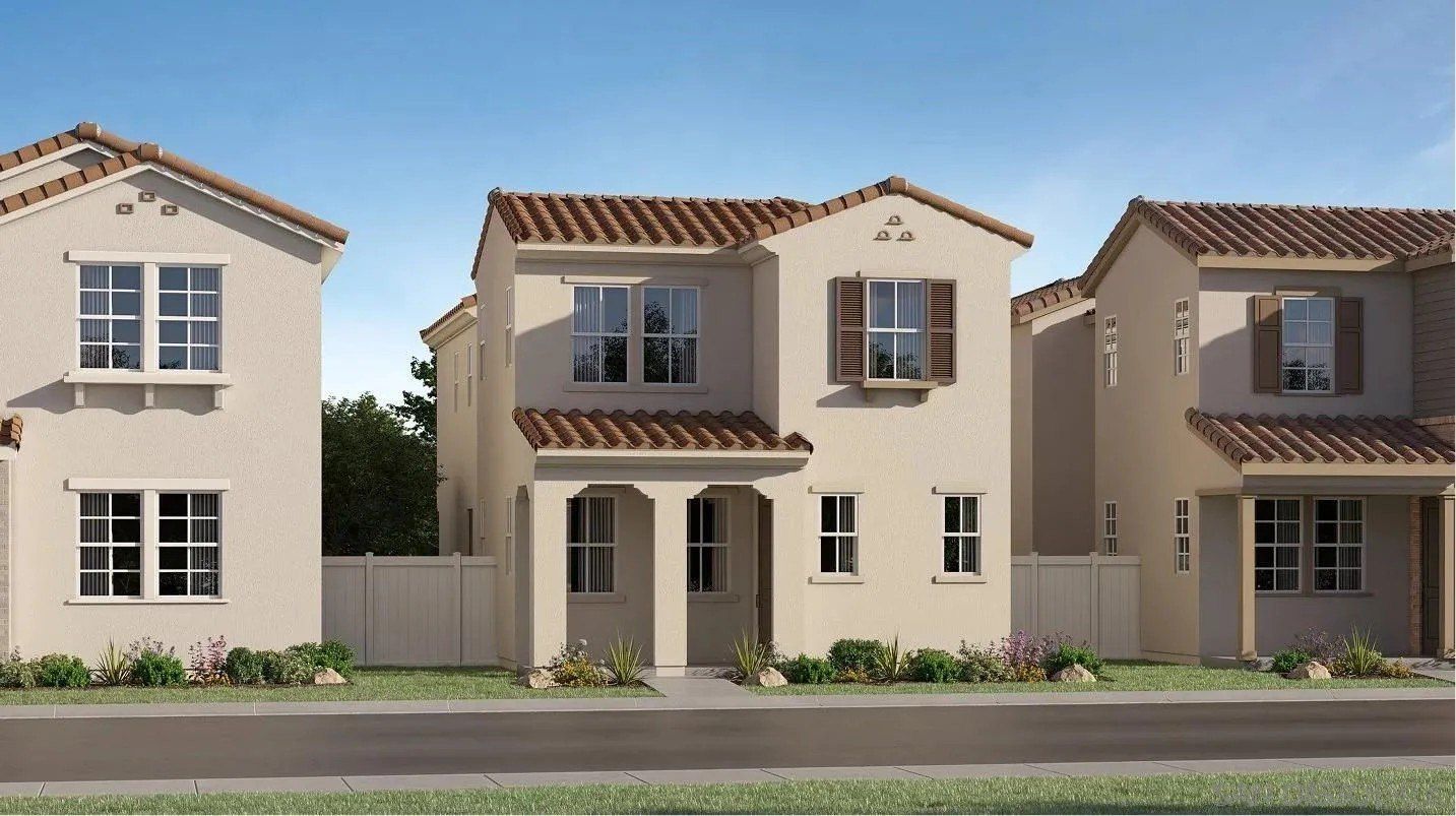 111 Village Walk Way. Ramona, CA 92065