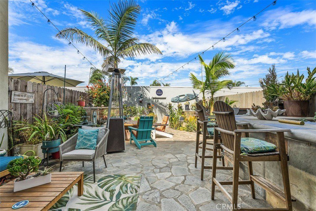 4045 Warner Ave. Huntington Beach, CA 92649