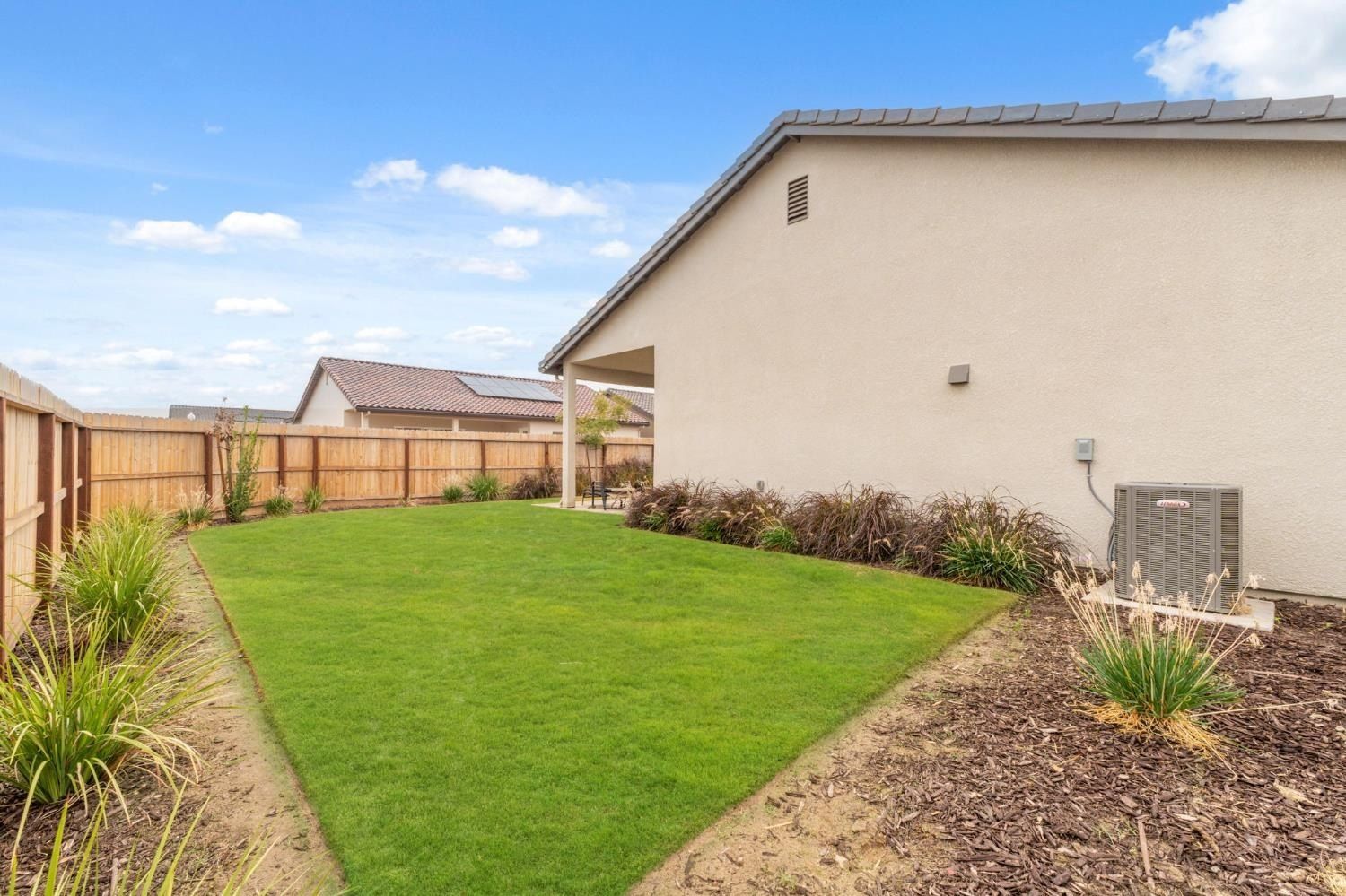 3072 19Th Avenue. Kingsburg, CA 93631