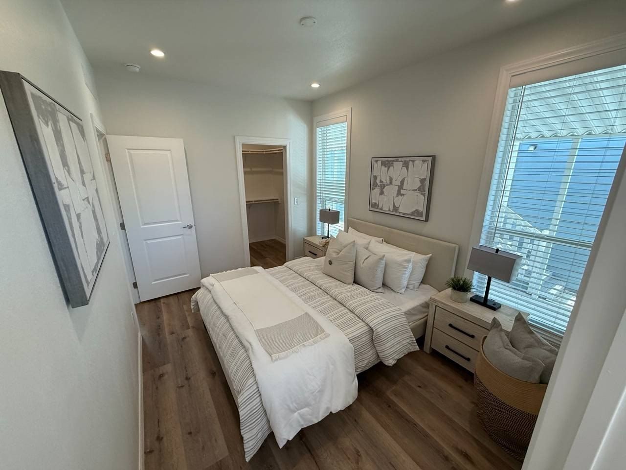 26006 Oak Street. Lomita, CA 90717