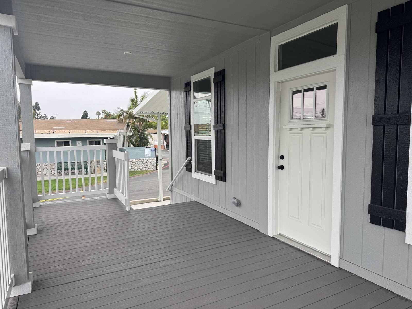 525 Fairfax Drive. Costa Mesa, CA 92627