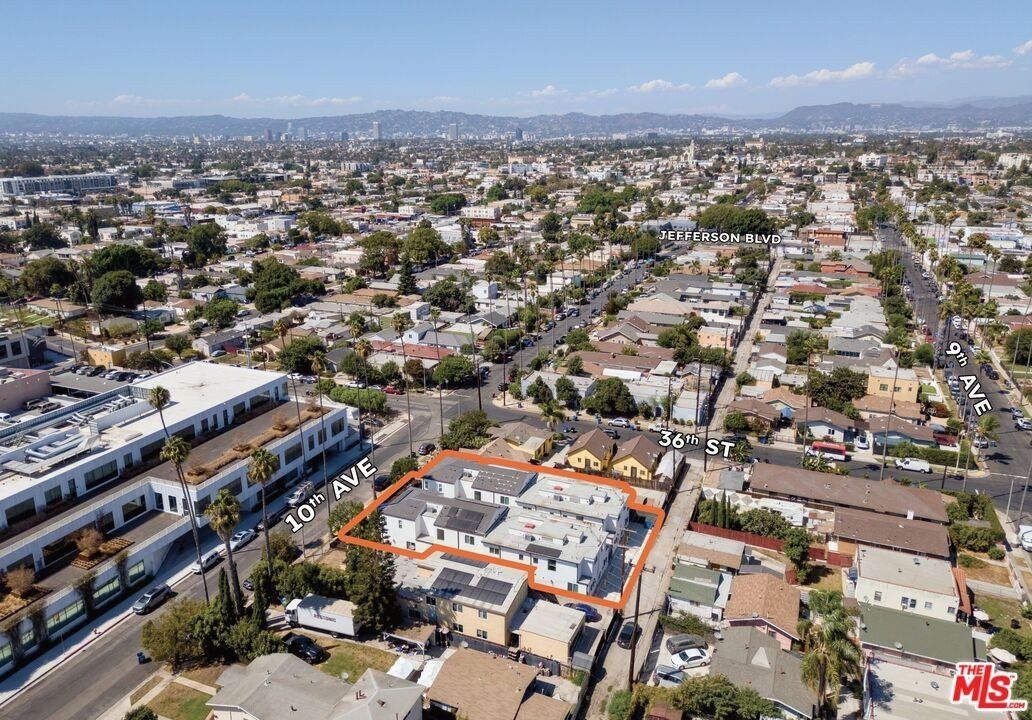 3612 10Th Ave. Los Angeles, CA 90018