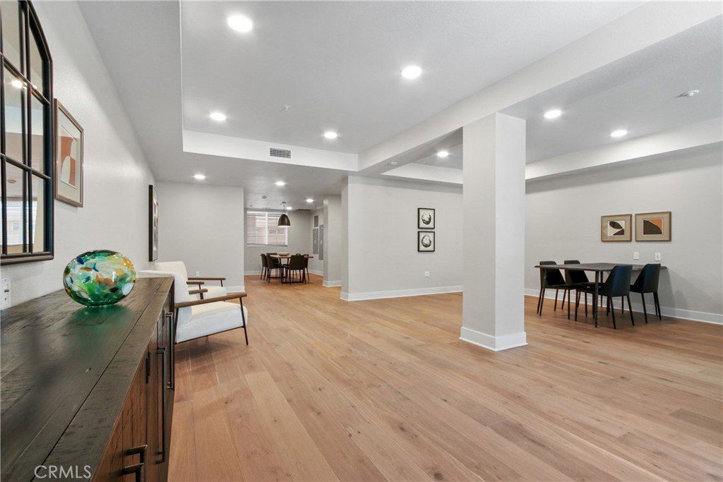 927 Deep Valley Drive. Rolling Hills Estates, CA 90274