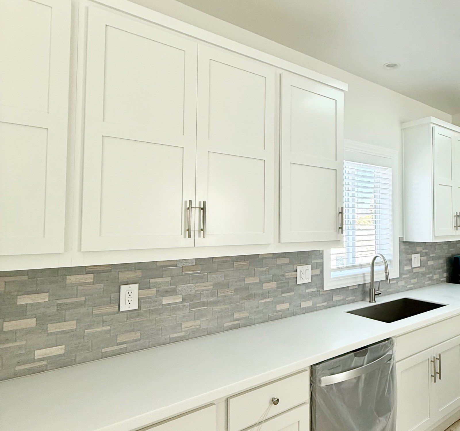 13217 Aurora Drive. El Cajon, CA 92021