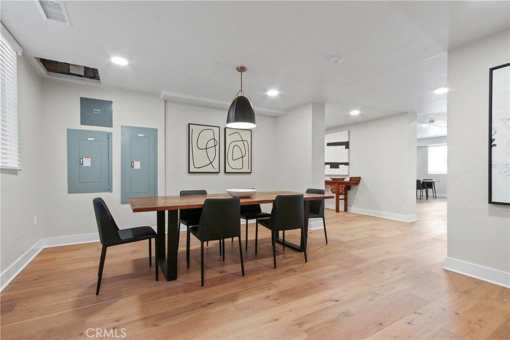 927 Deep Valley Drive. Rolling Hills Estates, CA 90274