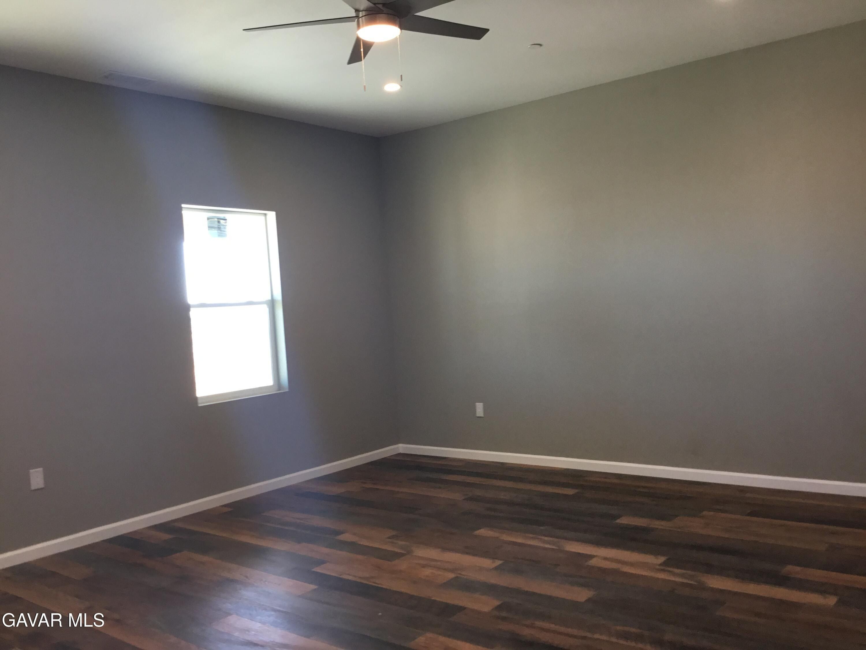 6658 W A. Lancaster, CA 93536