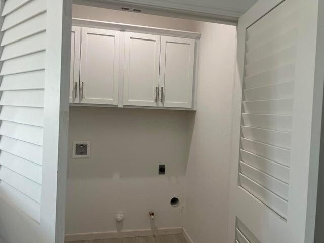 1512 Crimson Way. Dinuba, CA 93618