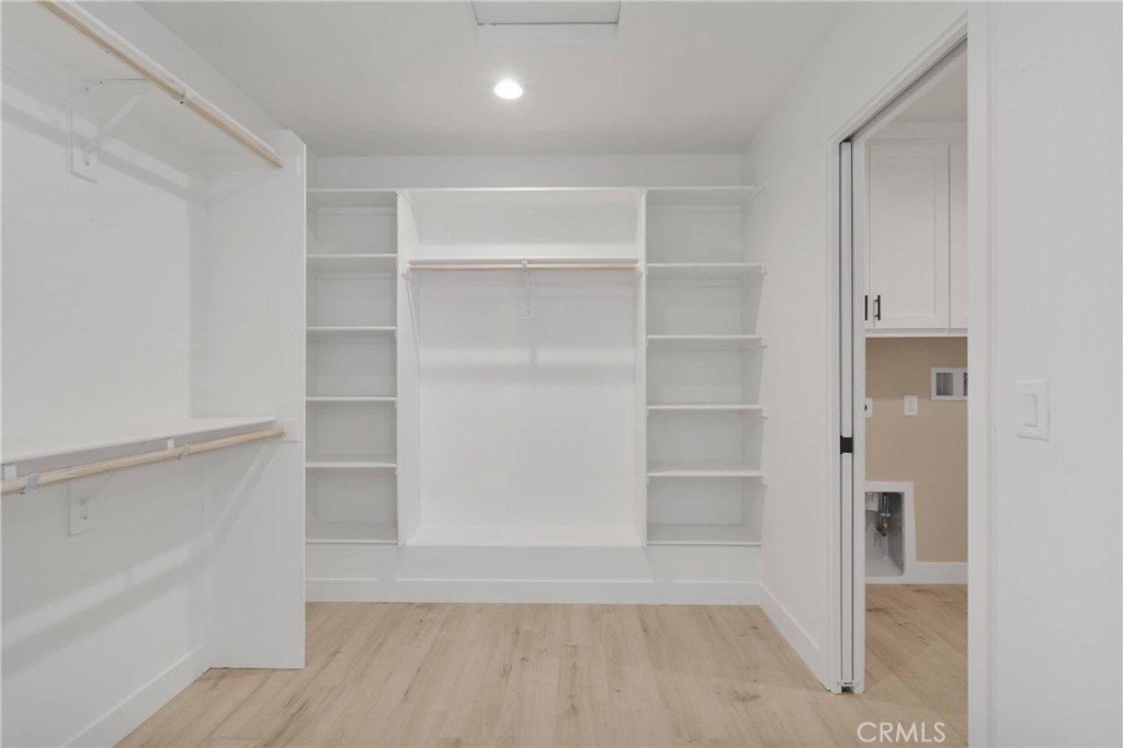 10647 Central Road. Apple Valley, CA 92308