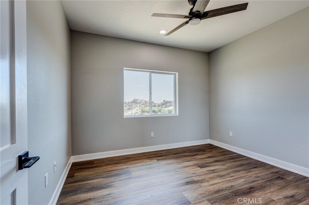 6848 Braceo Street. Oak Hills, CA 92344