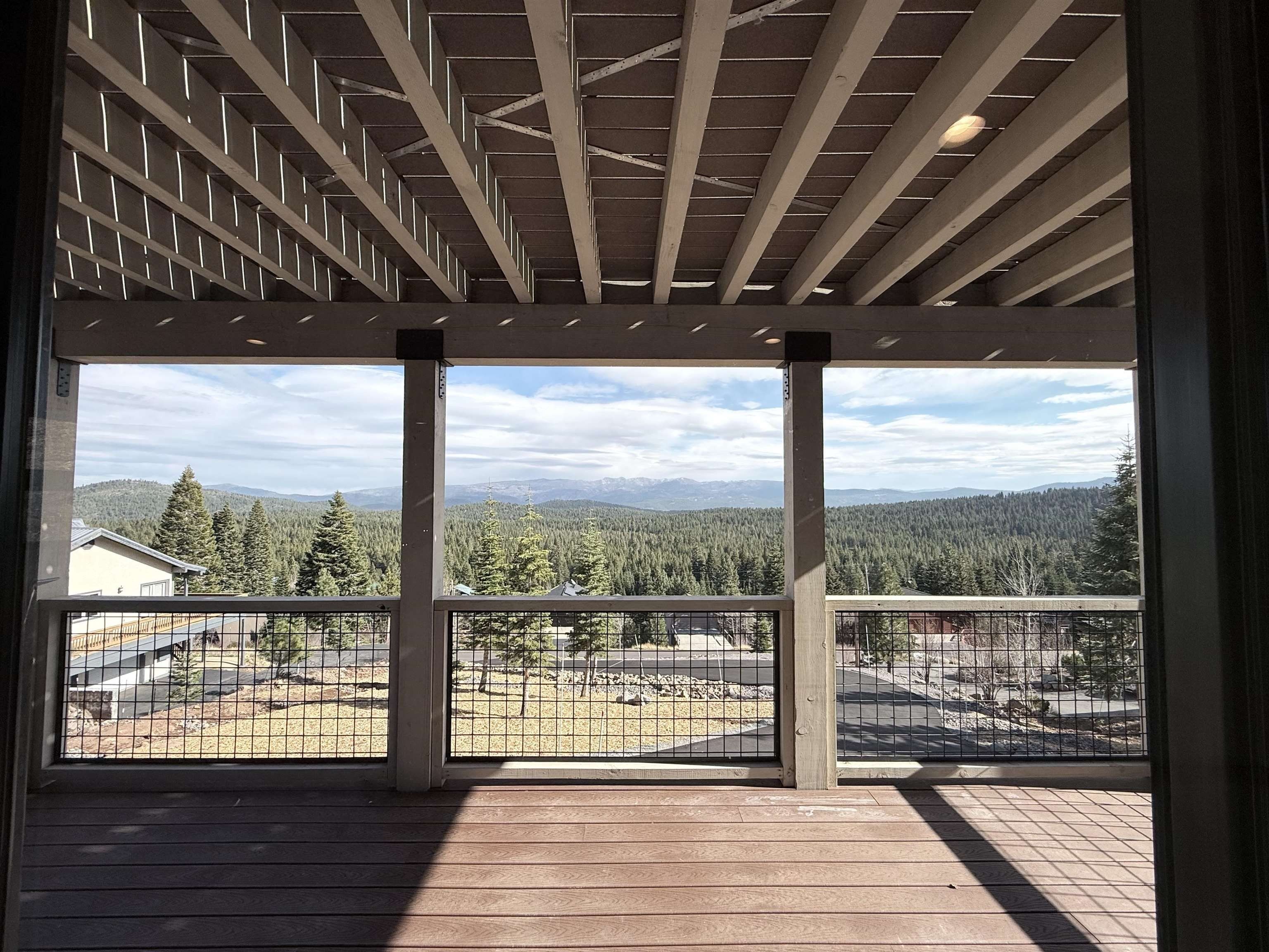 13094 Skislope Way. Truckee, CA 96161