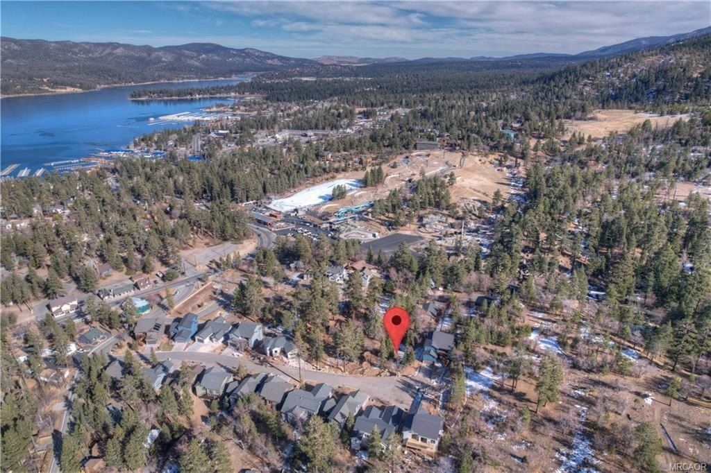 875 Pine Meadow Court. Big Bear Lake, CA 92315