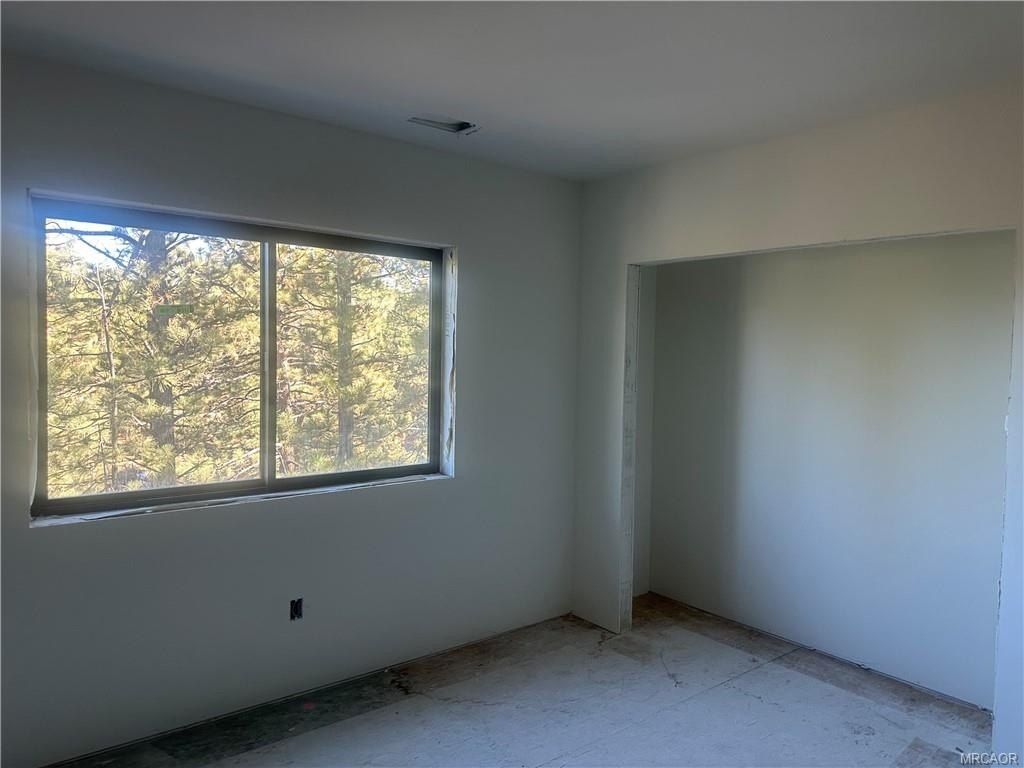 526 Woodside Drive. Big Bear City, CA 92314