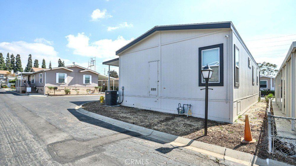 17700 Avalon Boulevard. Carson, CA 90746