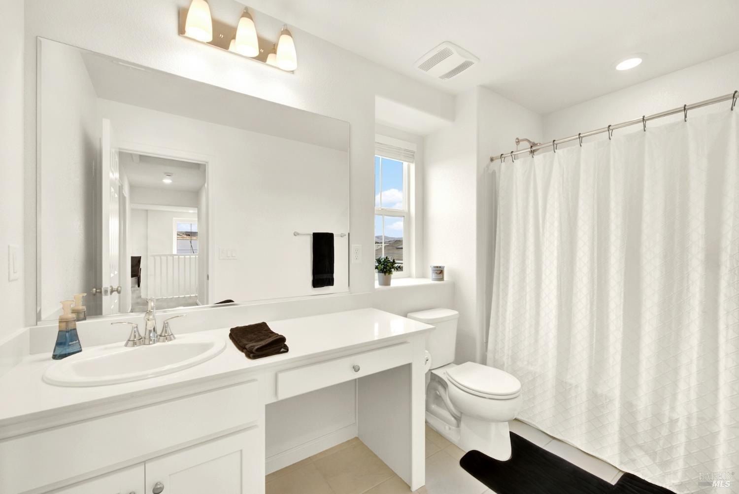 6018 Driver Court. Vacaville, CA 95687