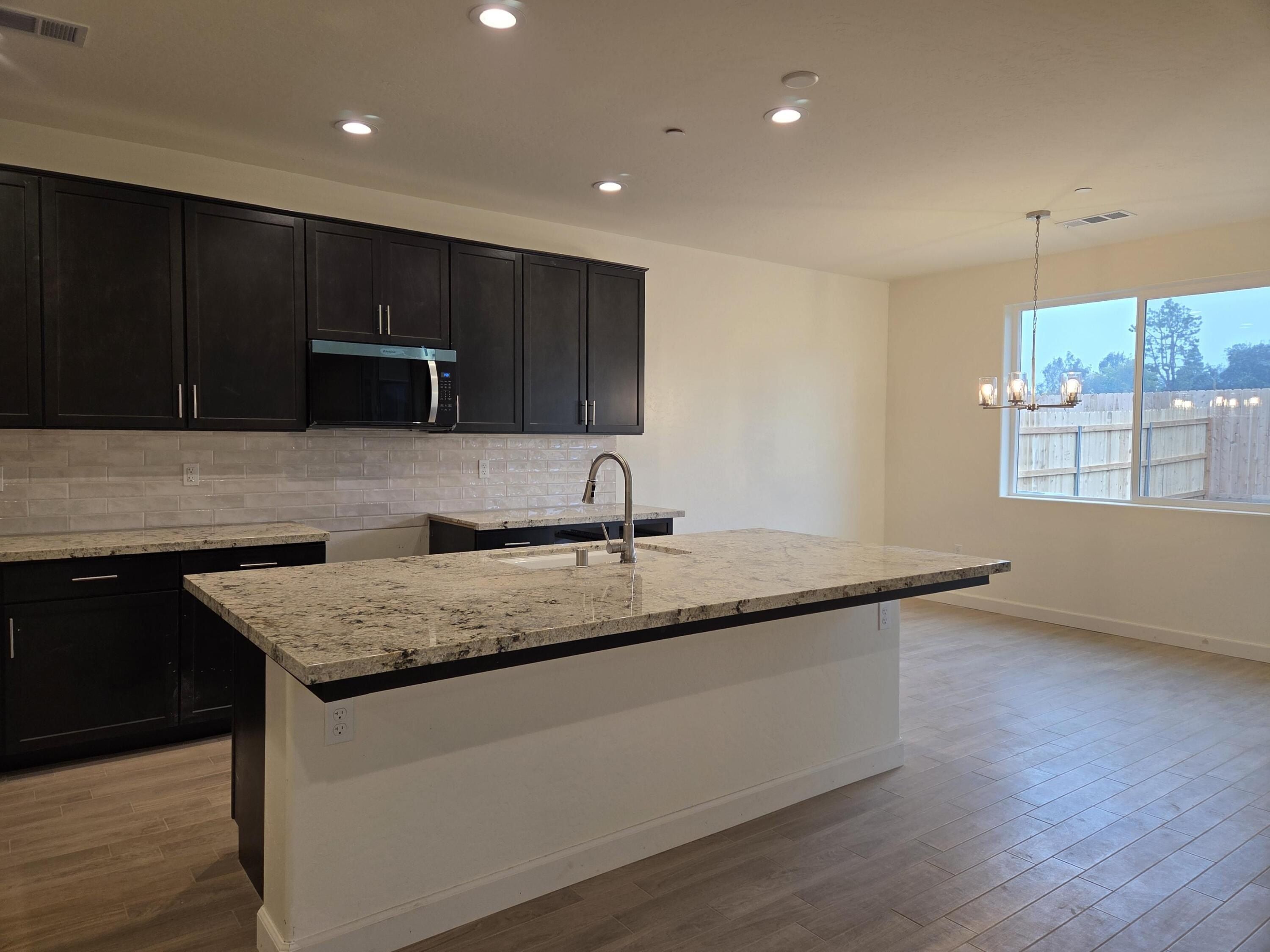 2250 N Hilton Street Unit Syc29. Visalia, CA 93291