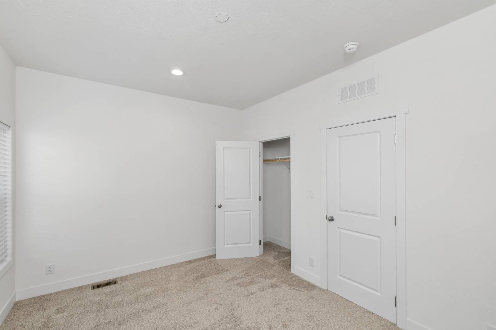 12044 Royal Rd. El Cajon, CA 92021