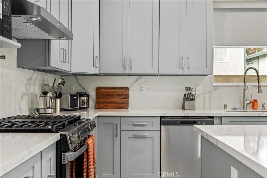 305 N Mountain View Street. Santa Ana, CA 92703