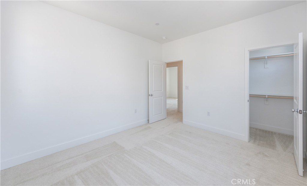 363 Proctor. Irvine, CA 92618