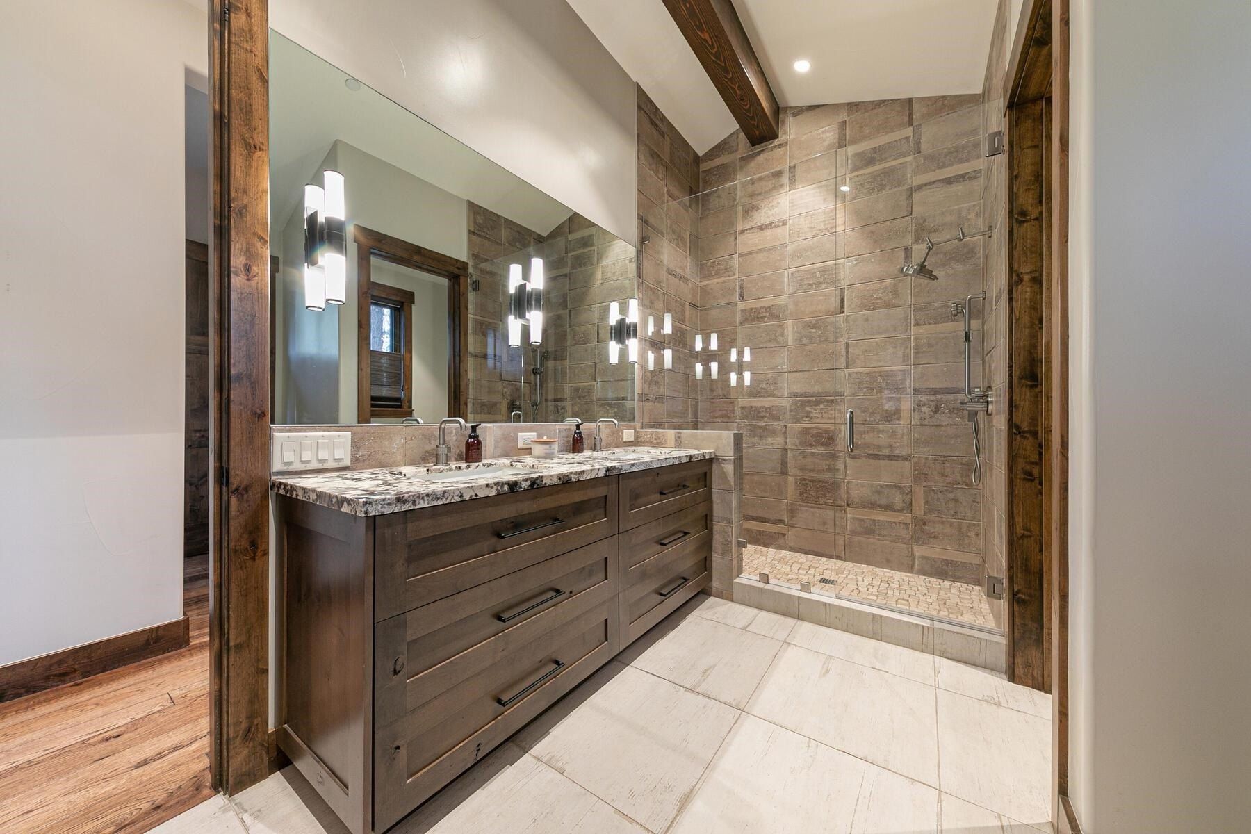 12424 Caleb Drive. Truckee, CA 96161