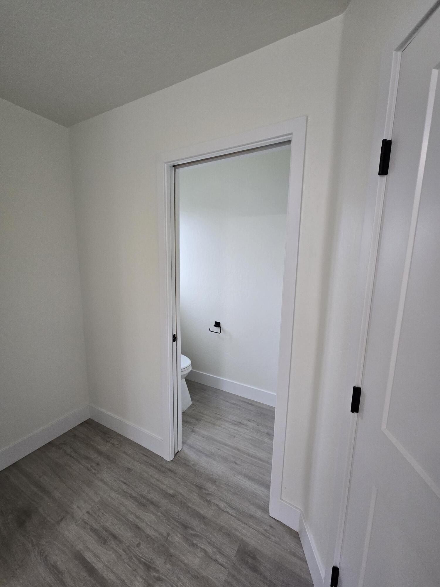 2032 E Pershing Avenue. Visalia, CA 93292