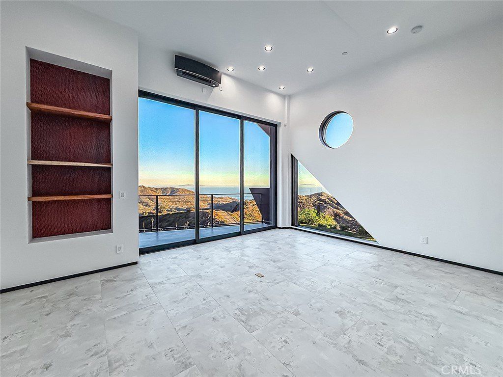 2514 Cayman Road. Malibu, CA 90265