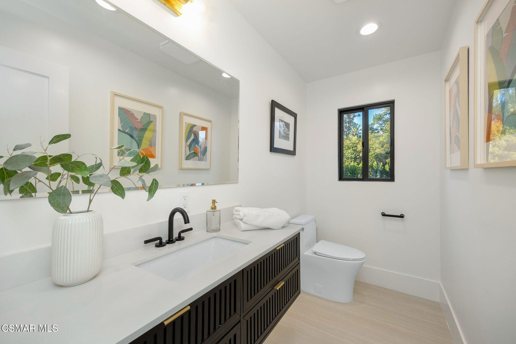 1324 La Granada Drive. Thousand Oaks, CA 91362