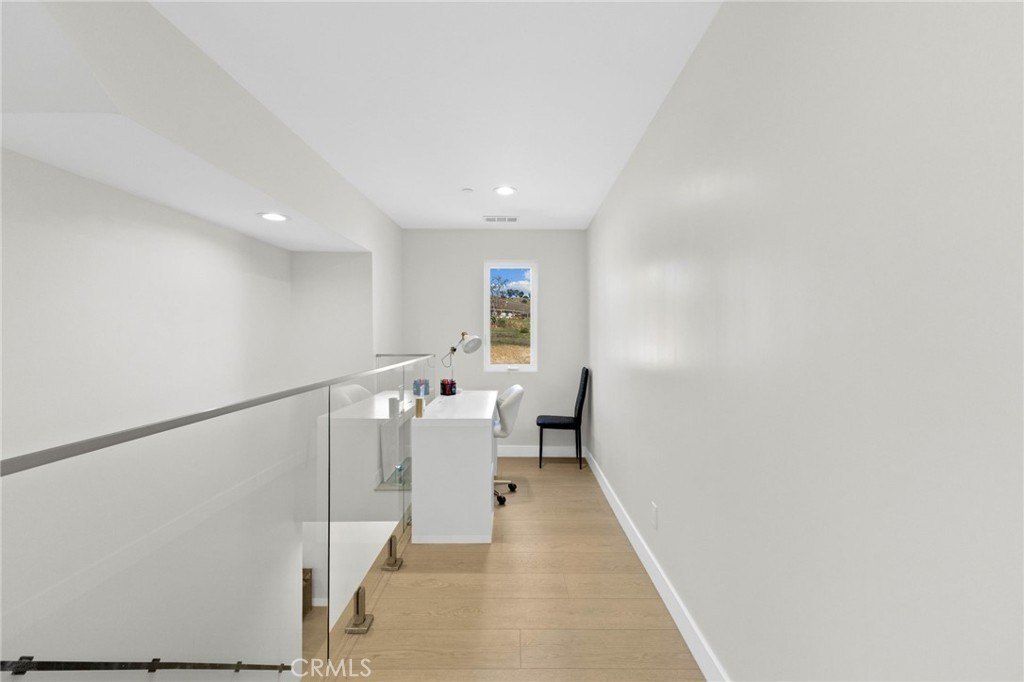 16897 Gunnerson. Lake Elsinore, CA 92530