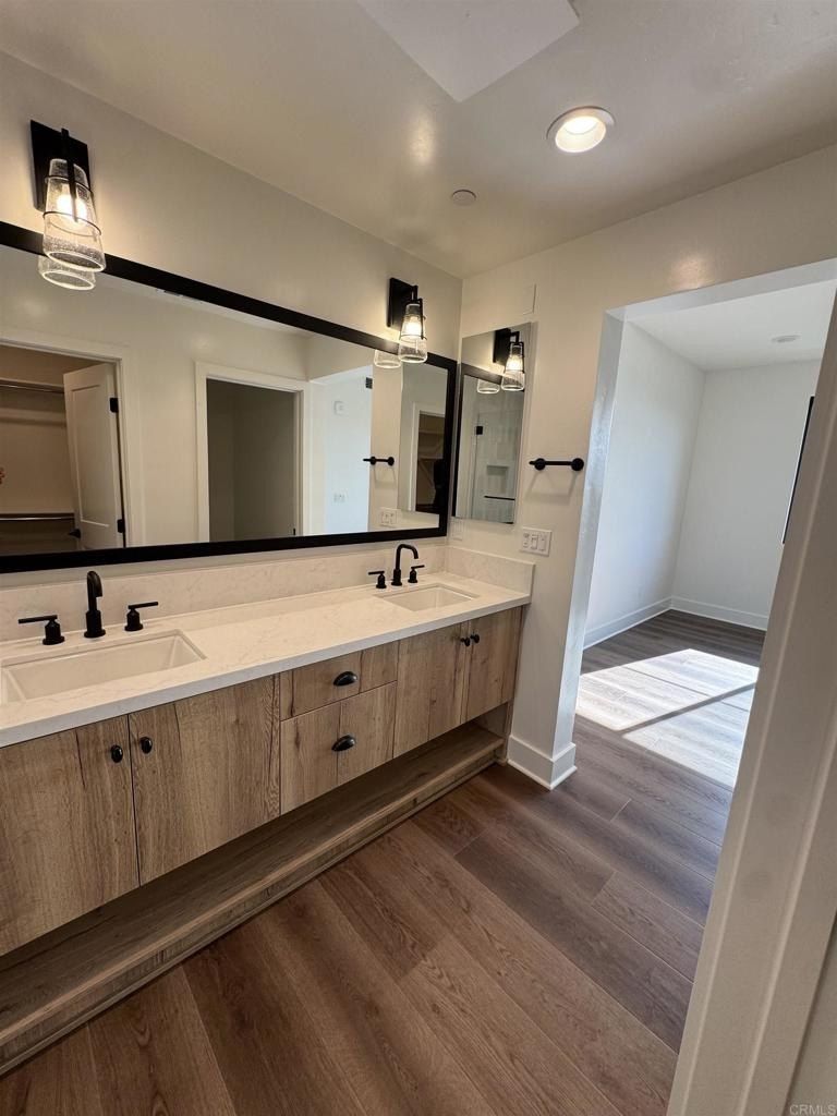 1105 Catania Court. Encinitas, CA 92024