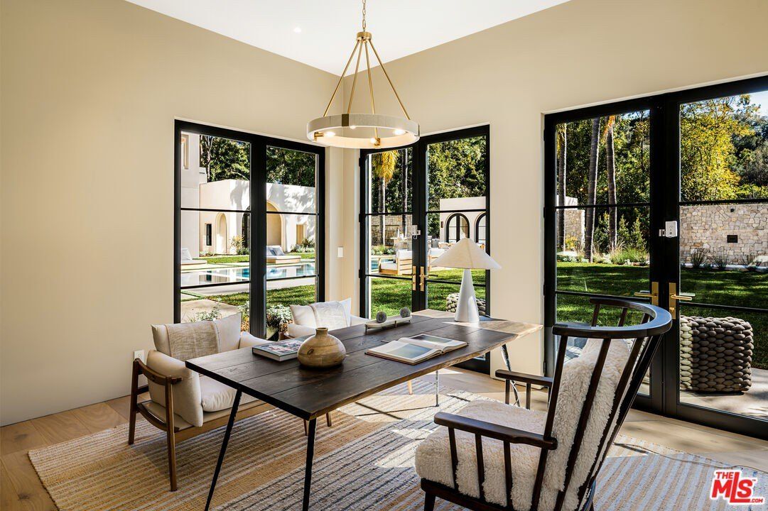 9951 Liebe Dr. Beverly Hills, CA 90210