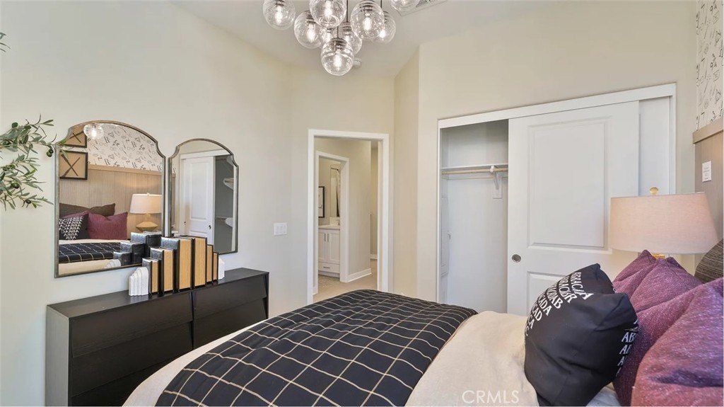 27416 Catalogue Way. Valencia, CA 91381