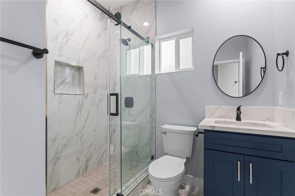 140 N Hewes. Orange, CA 92869