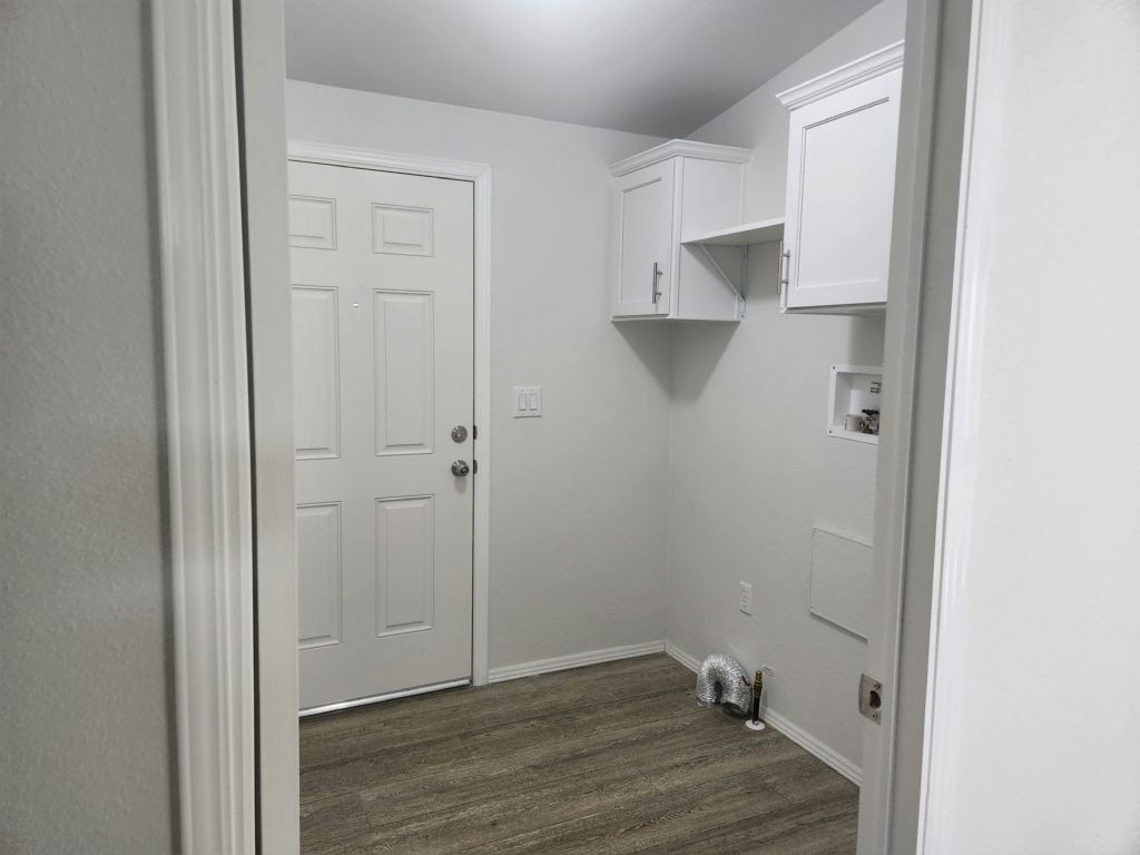 22899 Byron Rd. Crestline, CA 92325