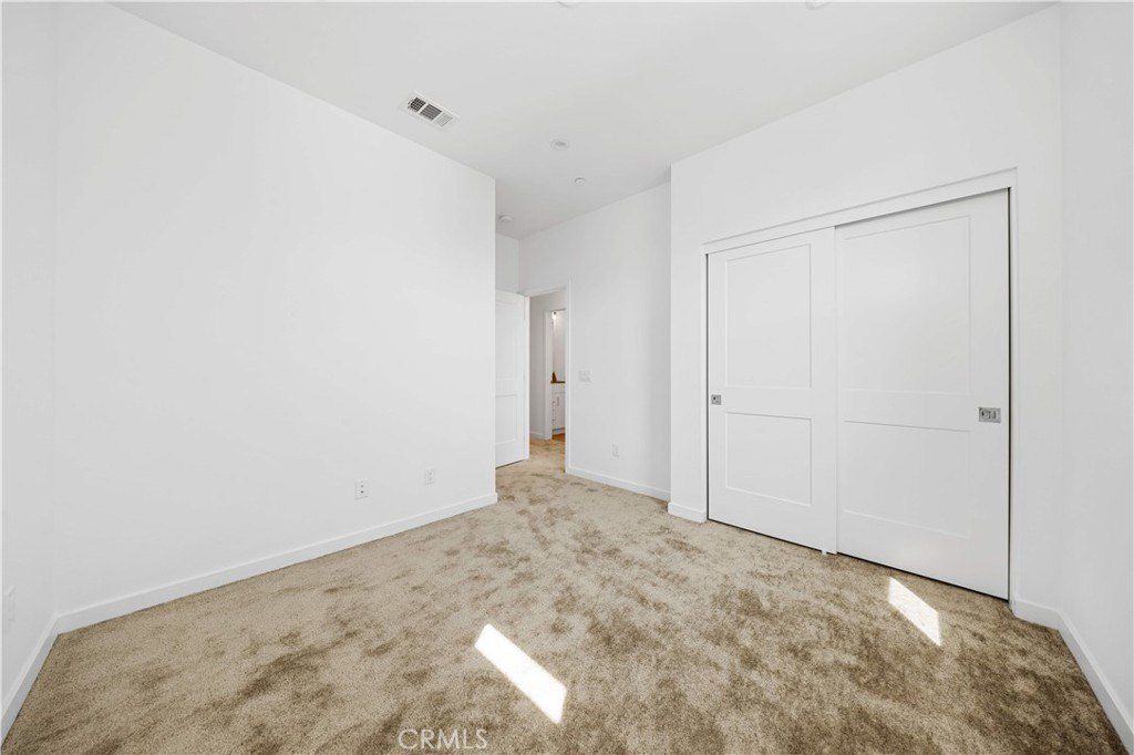 119 Jessup. Tustin, CA 92780