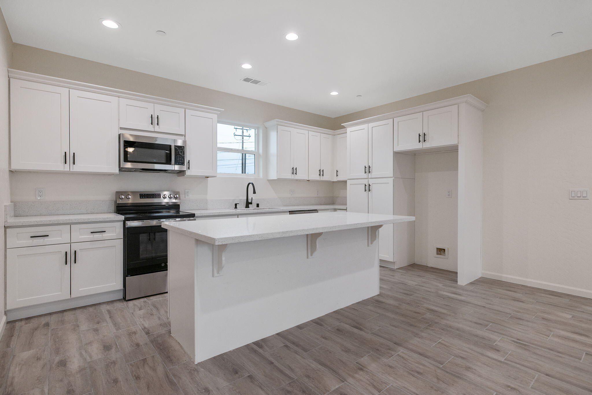 601 E 10Th Street. Hanford, CA 93230