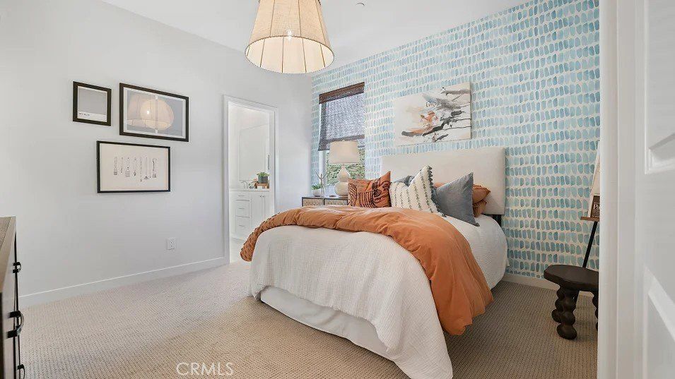 995 Walnut Terrace. Montebello, CA 90640