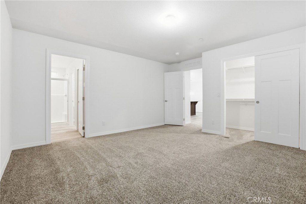 4237 Del Rosa Road. Phelan, CA 92371