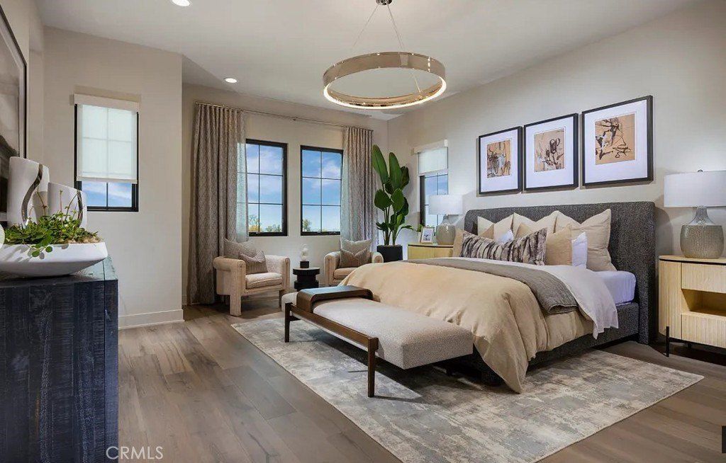 420 Milpas. Irvine, CA 92602