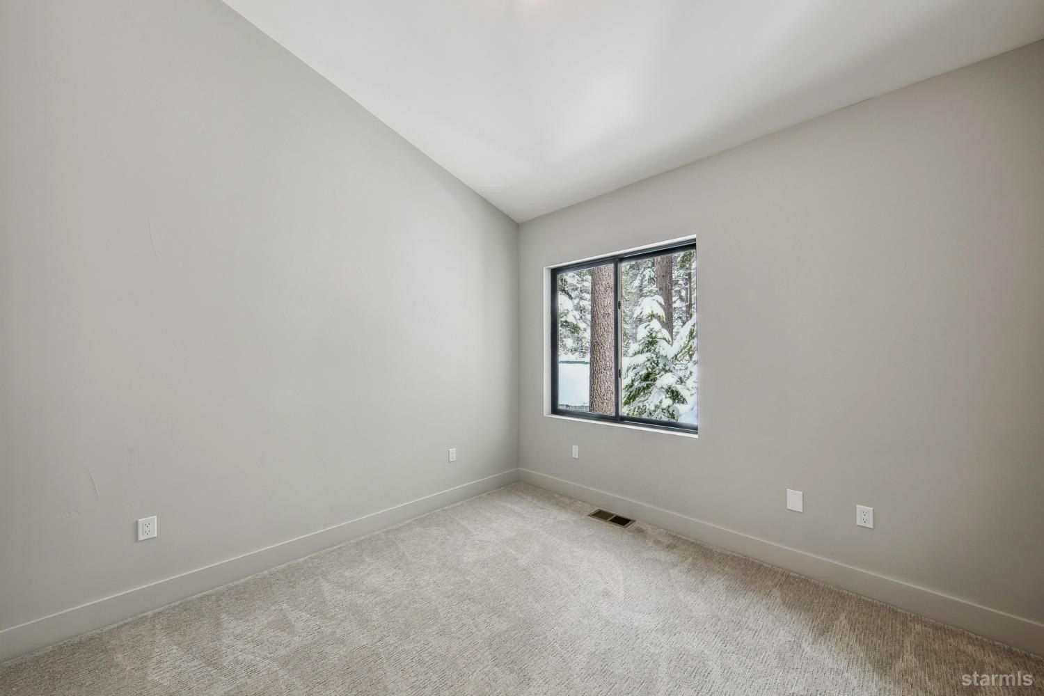 1820 Nez Perce Drive. South Lake Tahoe, CA 96150