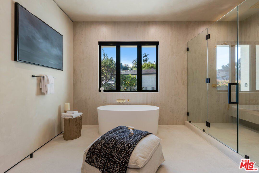 315 Veteran Ave. Los Angeles, CA 90024