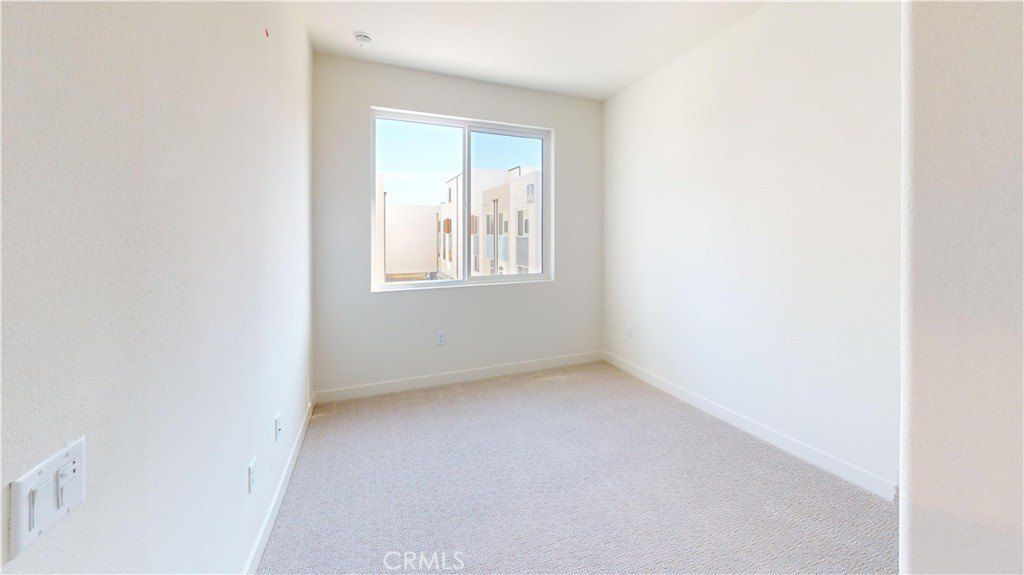 1814 E 1St Street. Santa Ana, CA 92705