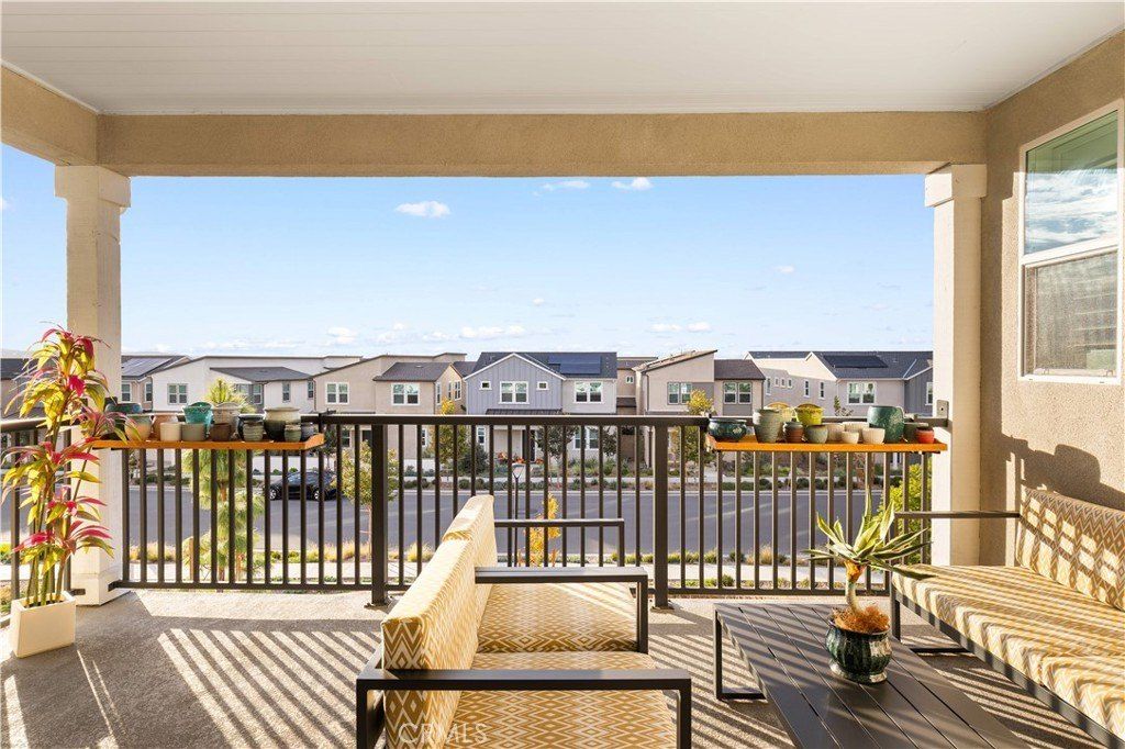 262 Sora. Irvine, CA 92618