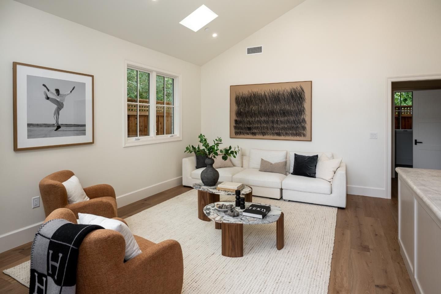 162 Waverley St. Palo Alto, CA 94301