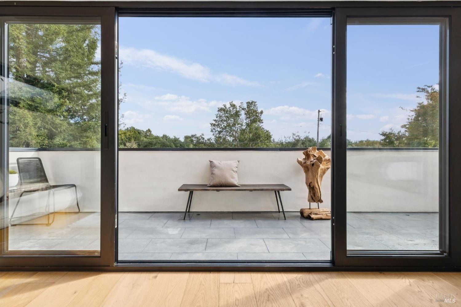 1860 Mckinley Road. Napa, CA 94558