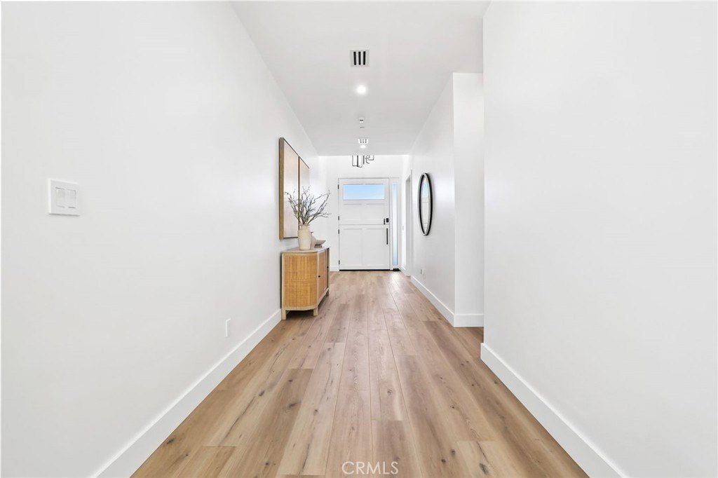 1801 Beryl Lane. Newport Beach, CA 92660